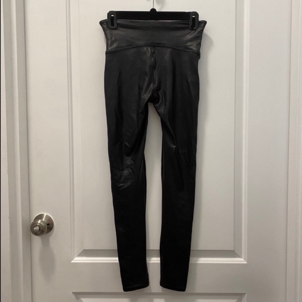 Spanx Faux Leather Leggings - Picture 6 of 7